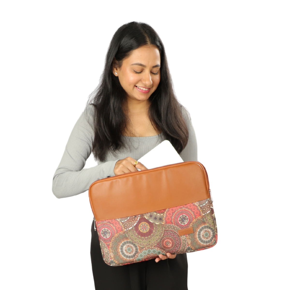 Model holding Bloom Sleeve