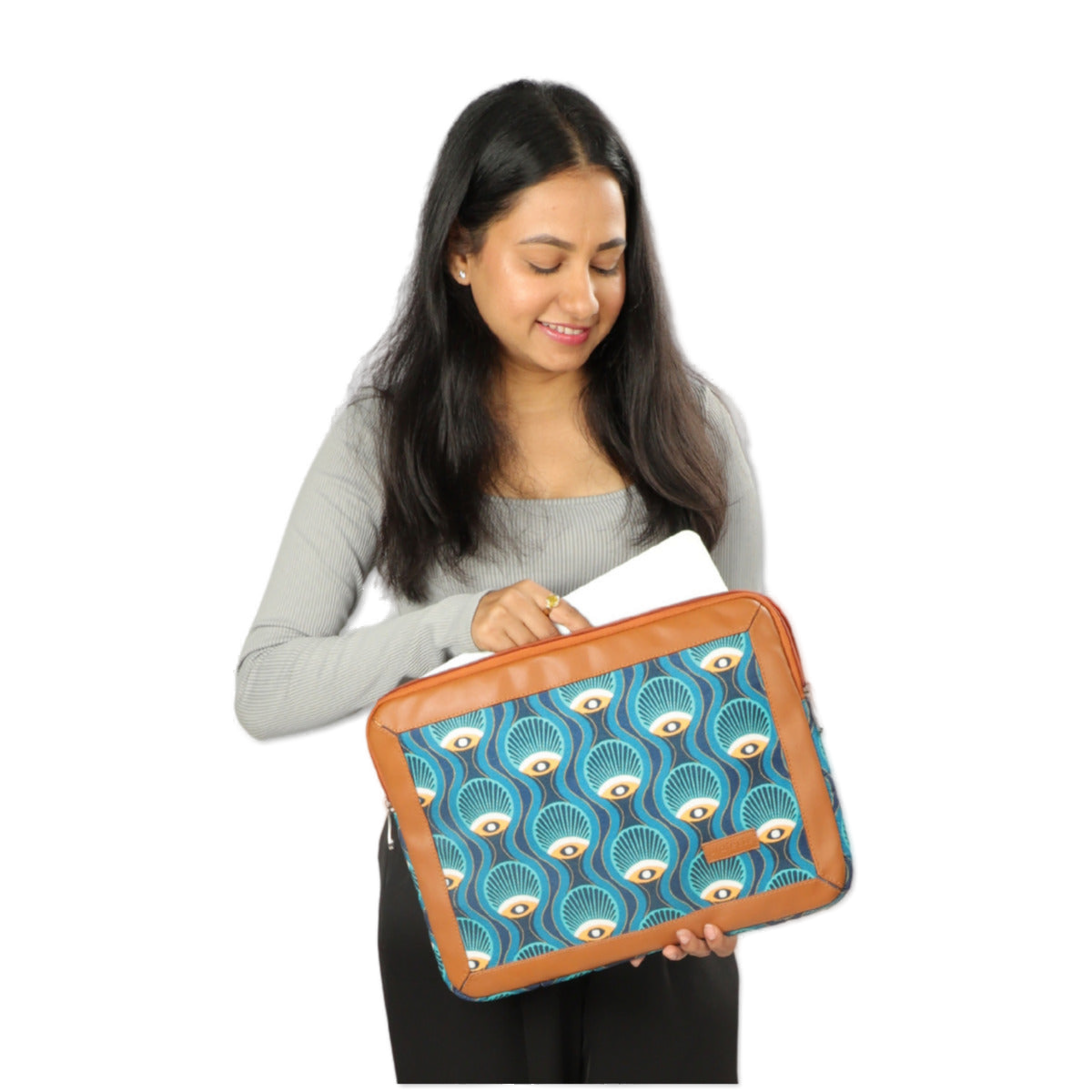 Model holding Framed Sleeve