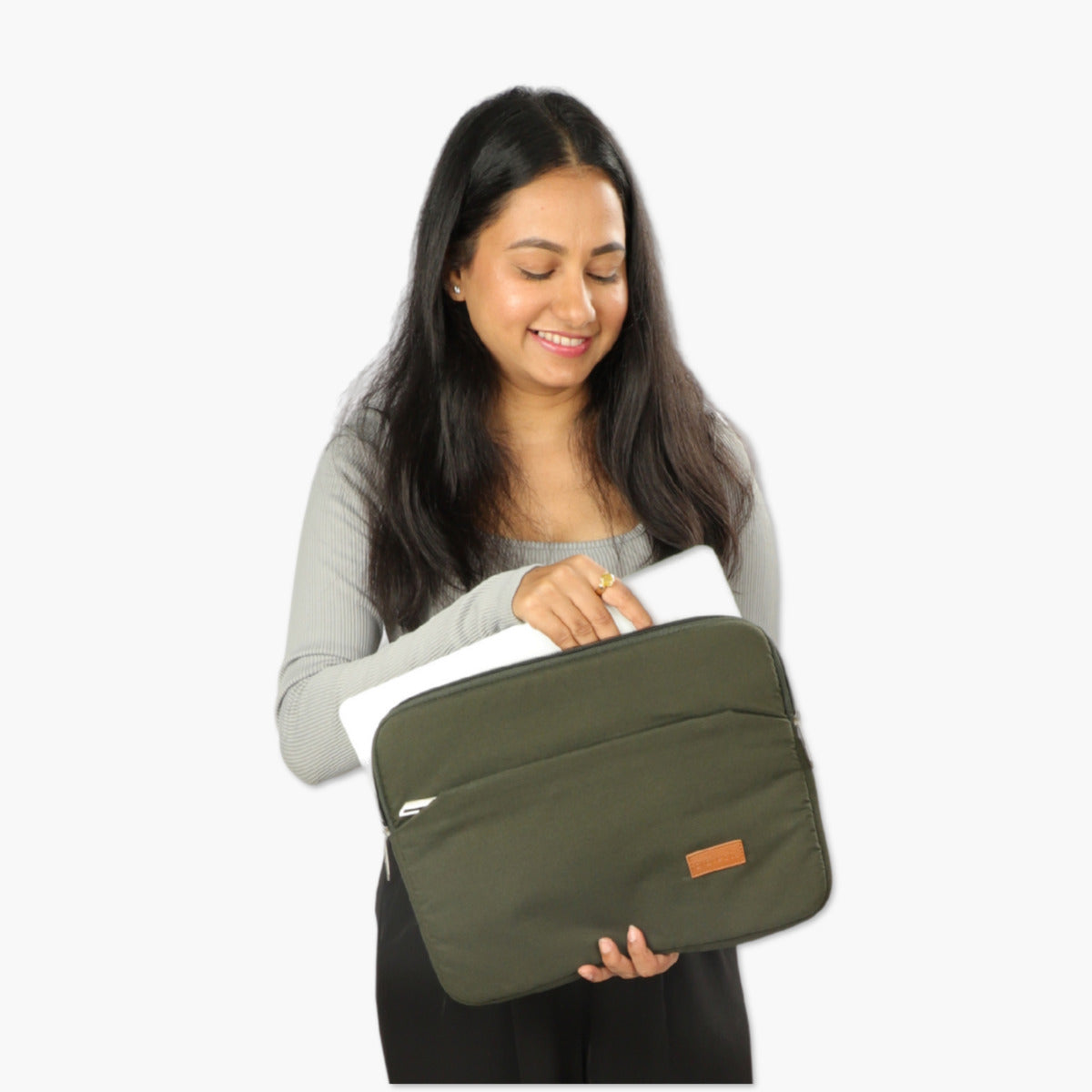 Model Holding Grace Sleeve