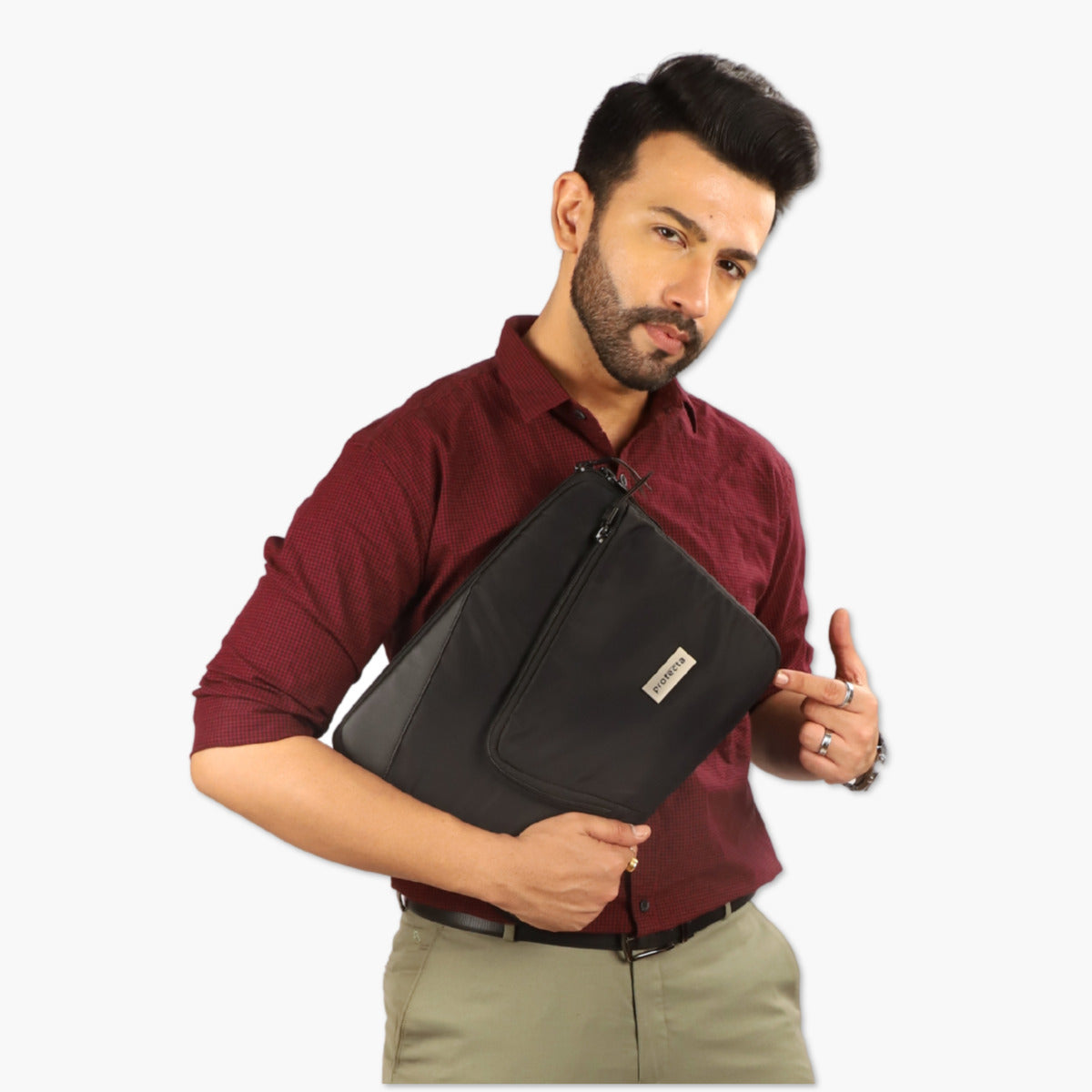 Vertex Sleeve Model Image