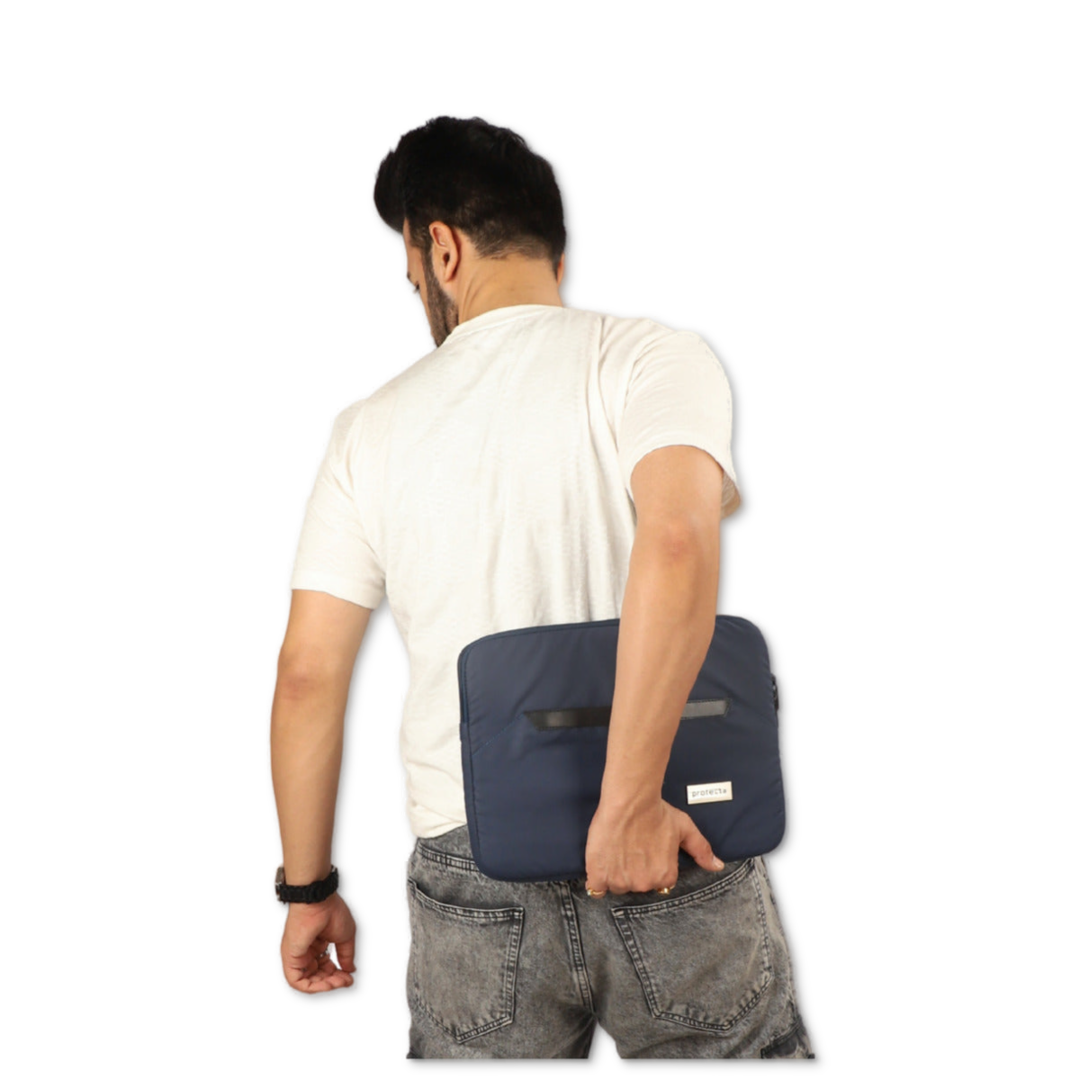 Model Holding Apex Sleeve