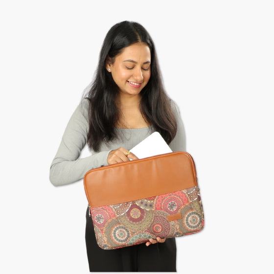 Model holding Bloom Sleeve