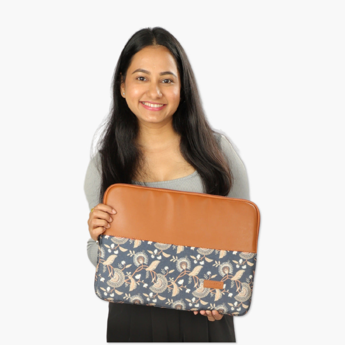 Model holding Bloom Sleeve