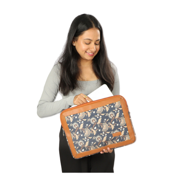Model holding Framed Sleeve