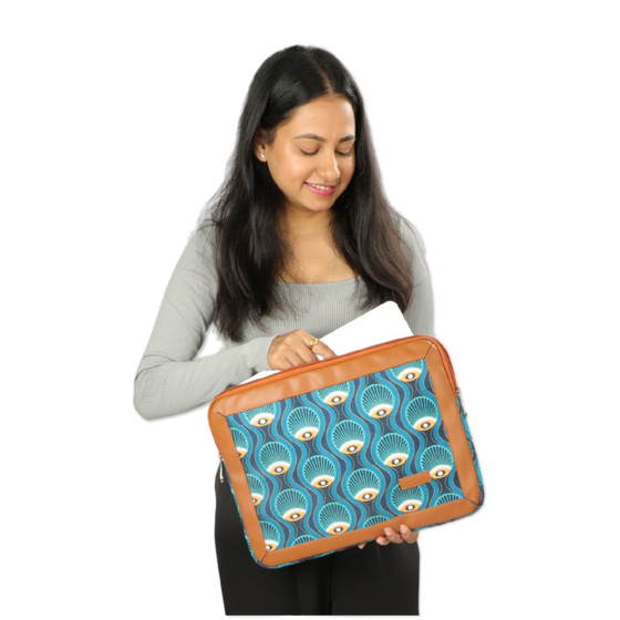 Model holding Framed Sleeve
