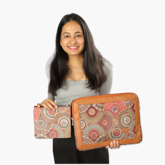 Model holding Framed Sleeve