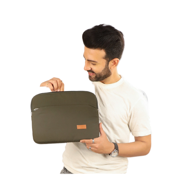 Model Holding Grace Sleeve