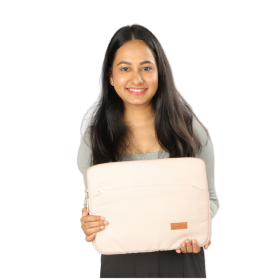 Model Holding Grace Sleeve