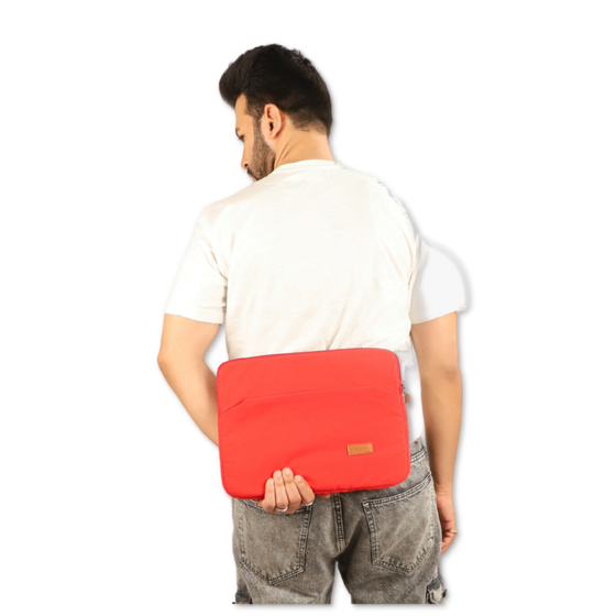 Model Holding Grace Sleeve