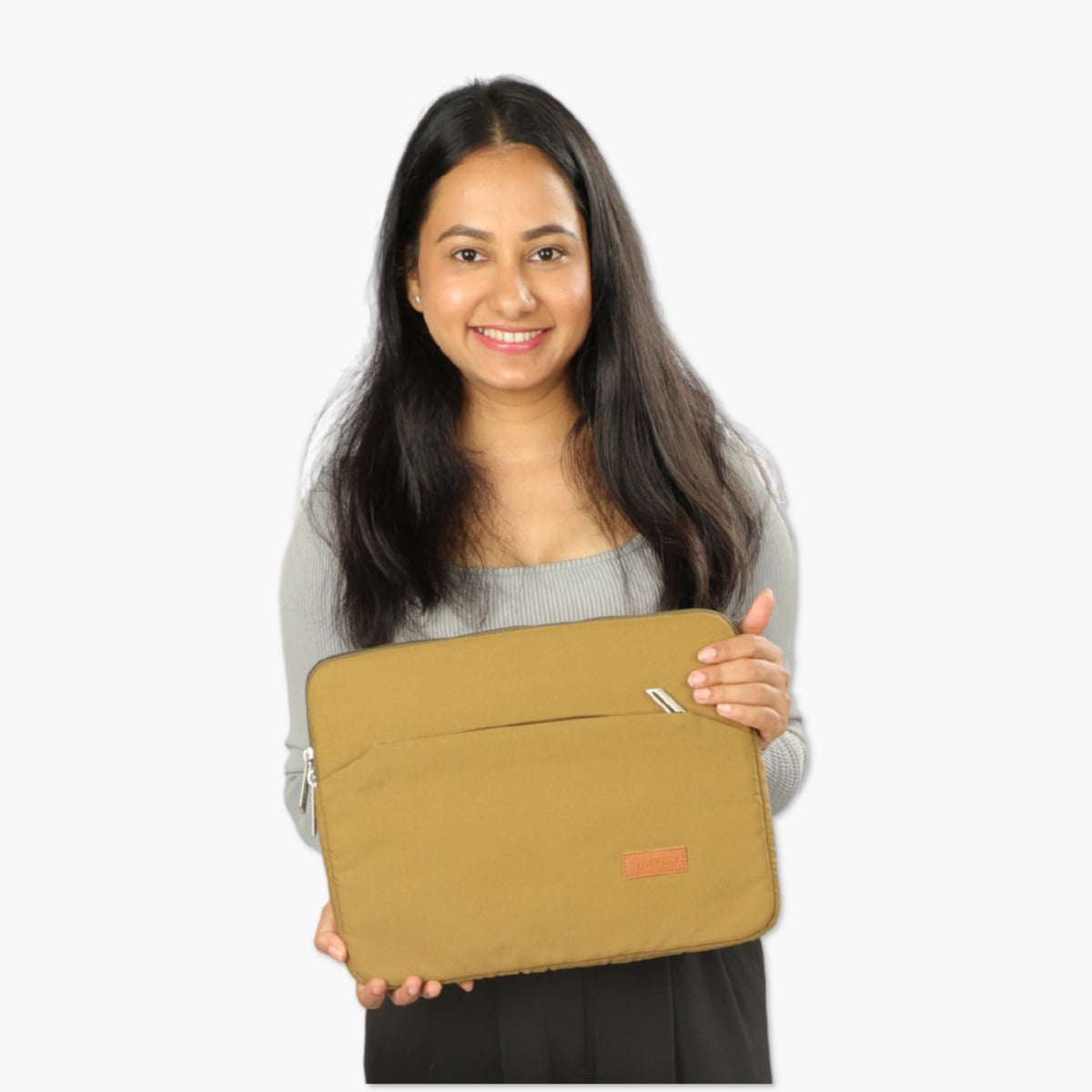 Model Holding Grace Sleeve