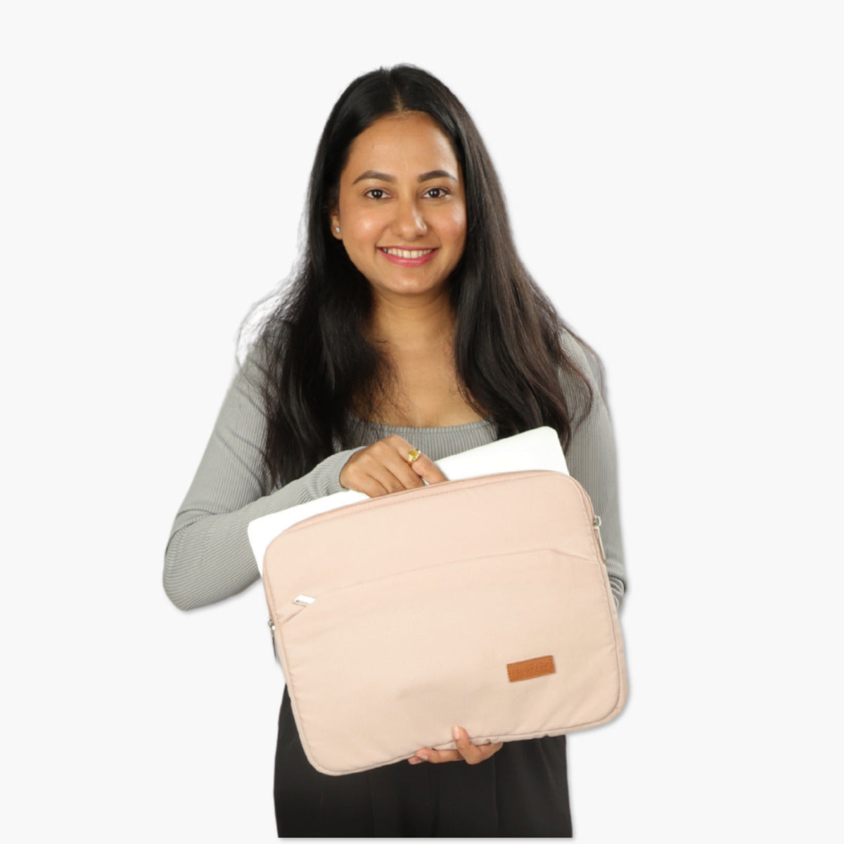 Model Holding Grace Sleeve