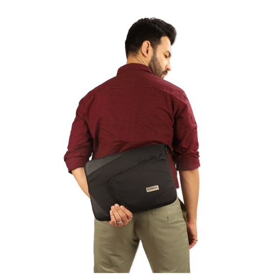 Vertex Sleeve Model Image