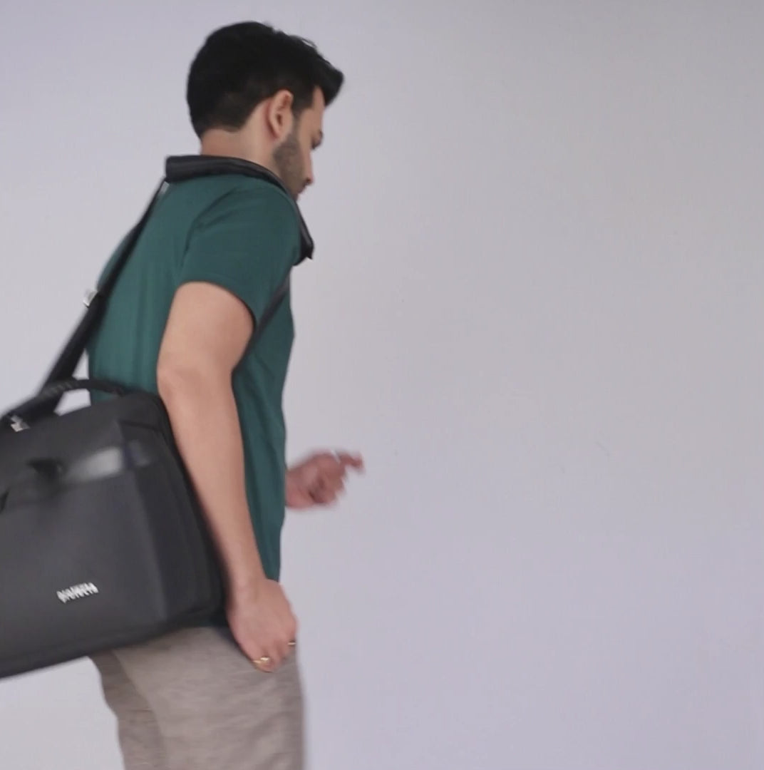 Early Lead Anti-Theft Laptop Bag